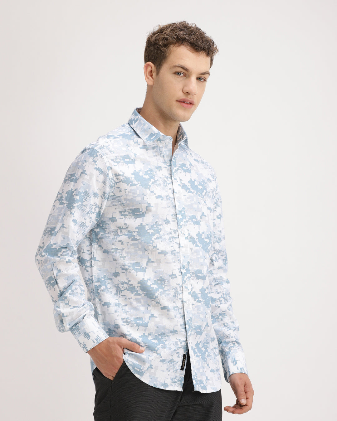 Oxlen - Regular Fit Abstract Print Shirt