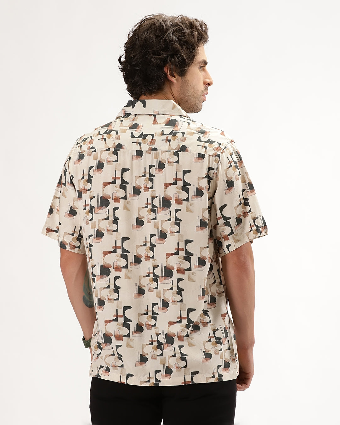 Cirex -  Regular Fit Viscose Abstract Print Shirt